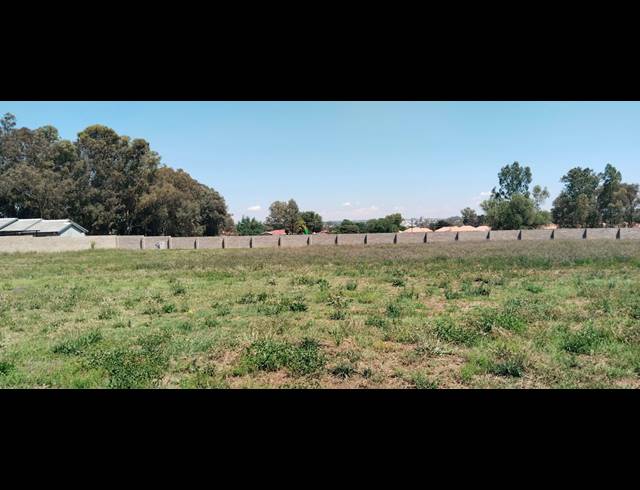 5,620M² VACANT LAND FOR SALE IN RIVERSDALE